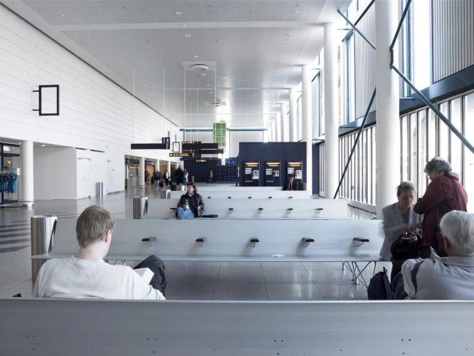  The AERO aluminum Bench at the Copenhagen Airport .